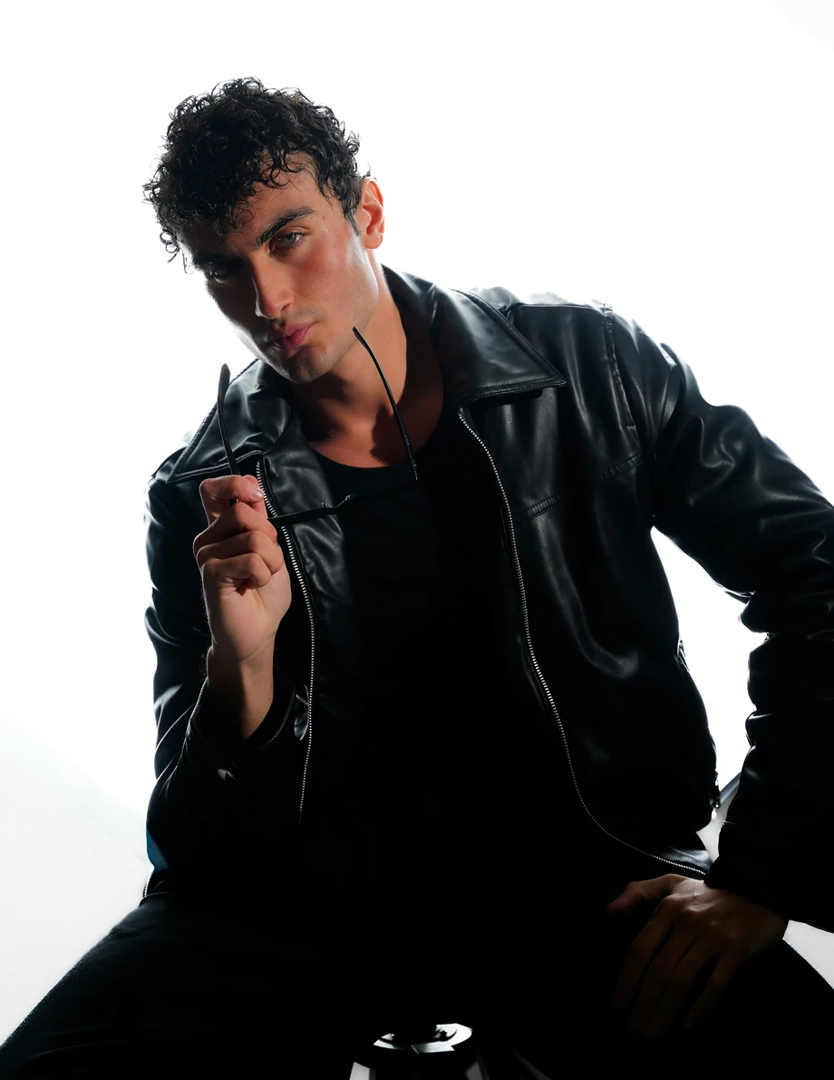 Emanuele Dall’Oca, editorial photograph 14